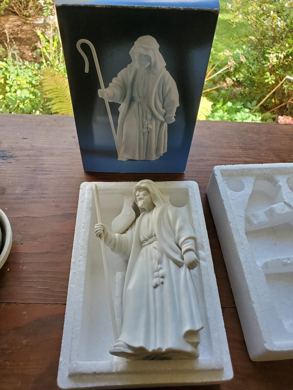 Vintage 1983 Avon Nativity Collectibles The Shepherd Porcelain Figurine Boxed